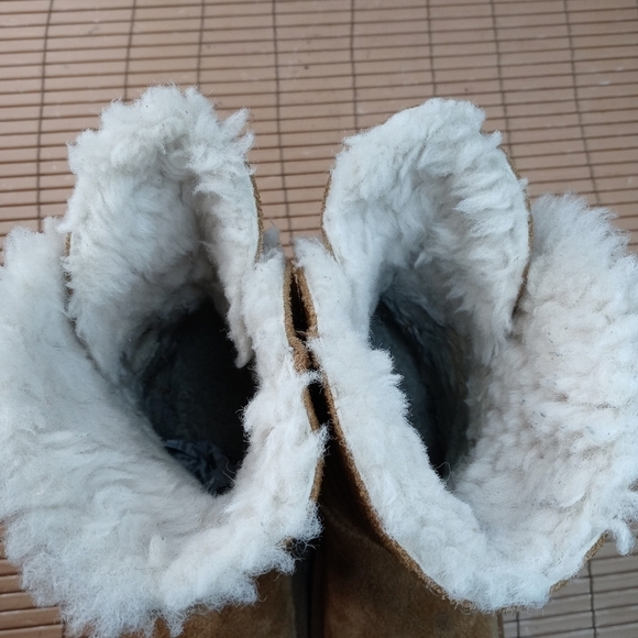 Ugg's Koolaburra Remley Short with Buckle Chestnut 1105792 women's sz 7. 42pm - Picture 5 of 11